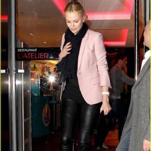 NWT Authentic Gucci Unisex Silk Wool Blend Scarf - Picture 8 of 8